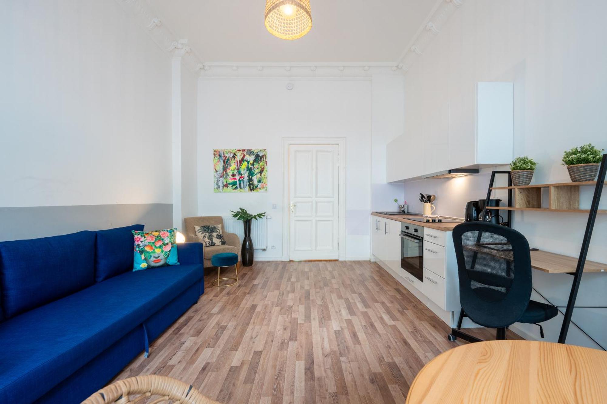 Modern, Central Flat With Workspace Berlijn Buitenkant foto
