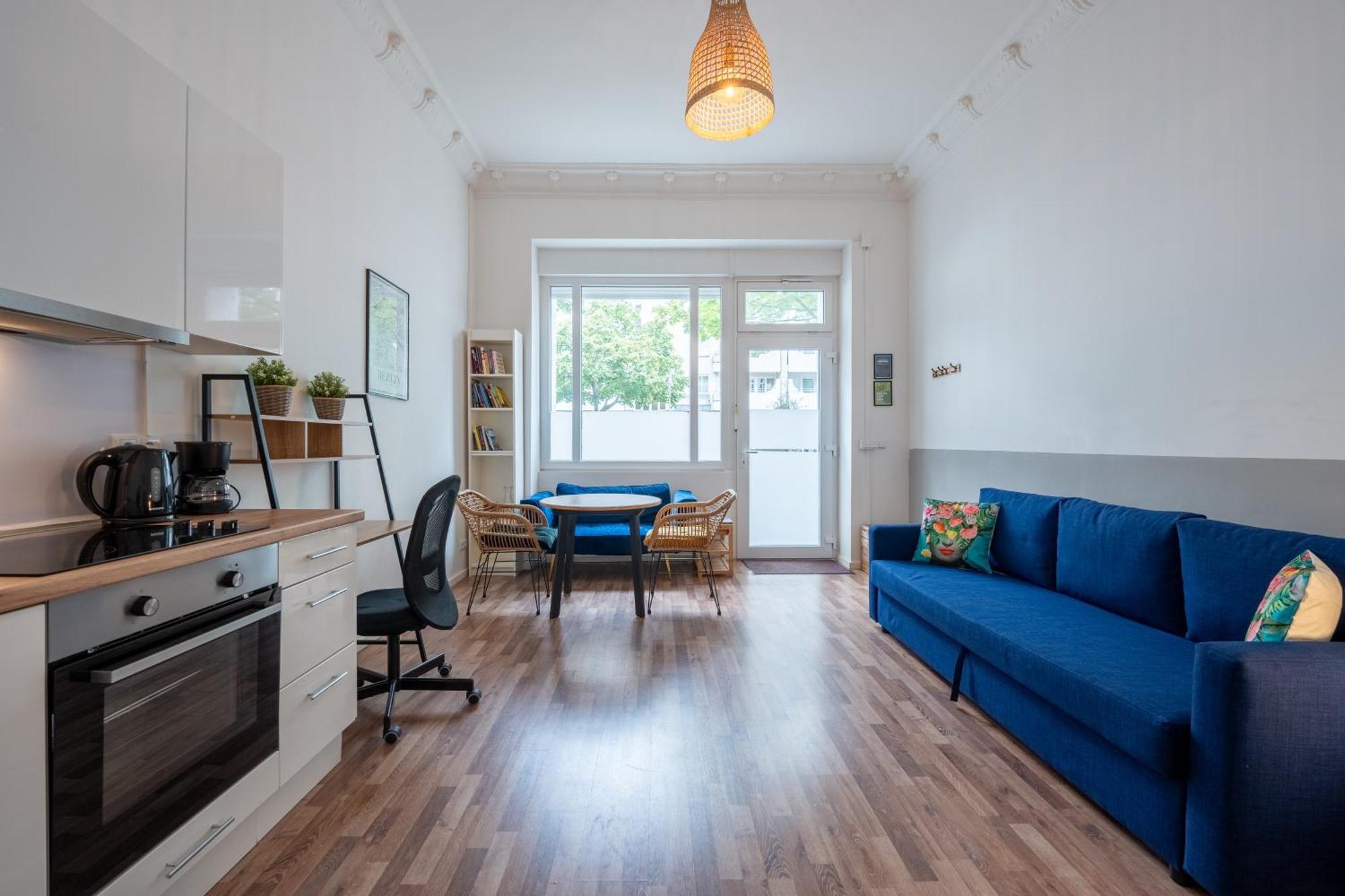 Modern, Central Flat With Workspace Berlijn Buitenkant foto