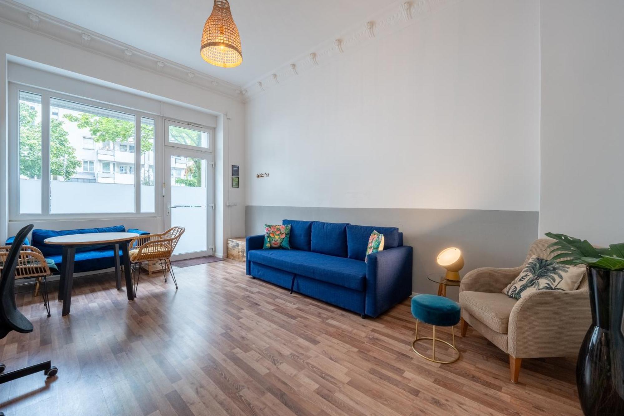 Modern, Central Flat With Workspace Berlijn Buitenkant foto